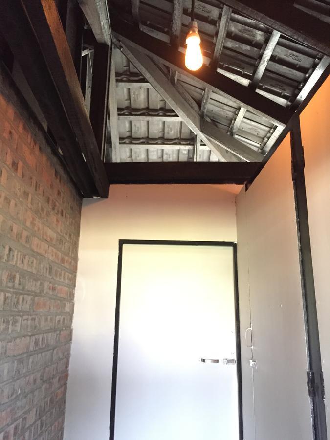 Celia Hostel Mandalay Extérieur photo