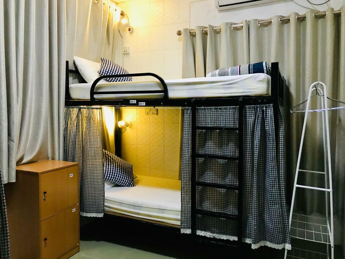 Celia Hostel Mandalay Extérieur photo